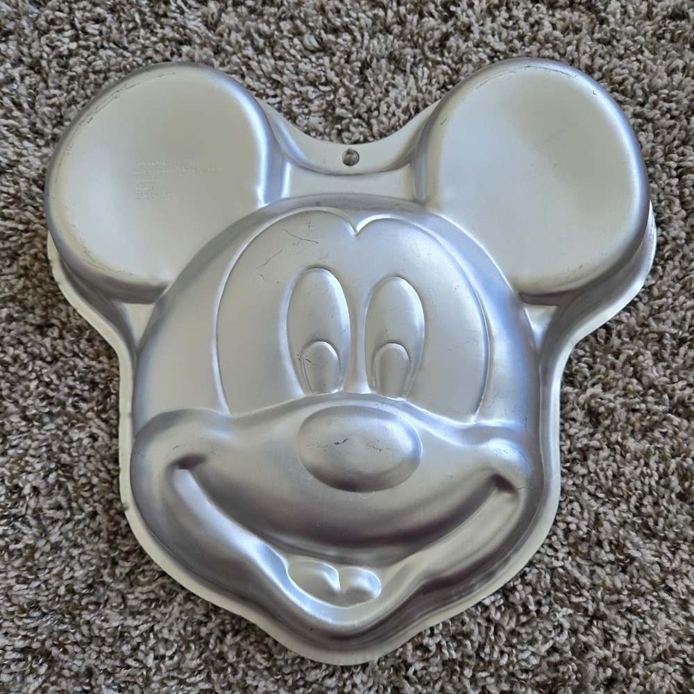 Disney Mickey Mouse Silver Cake Pan